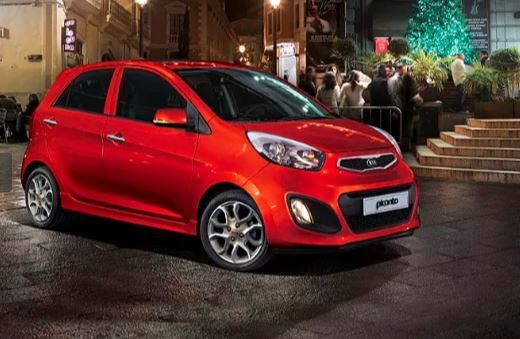  نمای جلو  کیا پیکانتو  ( KIA Picanto ) سال 2016 و چراغ جلو و جلو پنجره  کیا پیکانتو  ( KIA Picanto ) سال 2016 