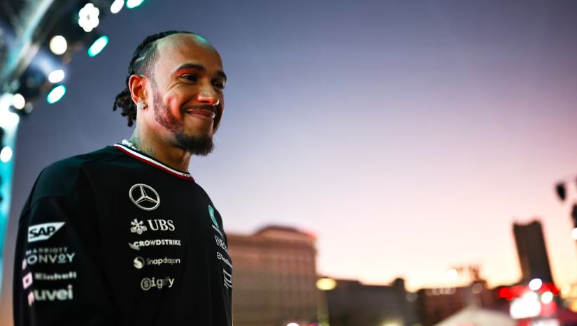 عملکرد مرسدس در گرندپری لاس وگاسHamilton unsure 'why we are where we are’ as Mercedes celebrate unexpected speed in Las Vegas