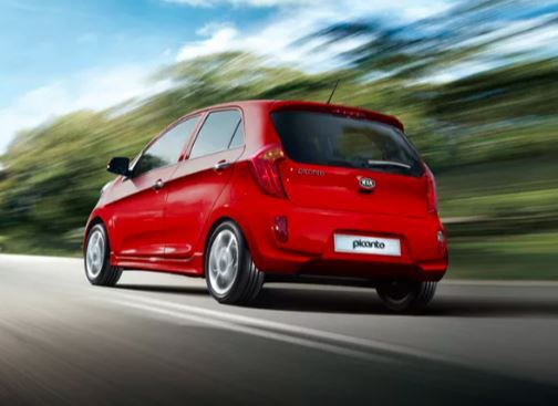 نمای جلو  کیا پیکانتو  ( KIA Picanto ) سال 2016 و چراغ جلو و جلو پنجره  کیا پیکانتو  ( KIA Picanto ) سال 2016